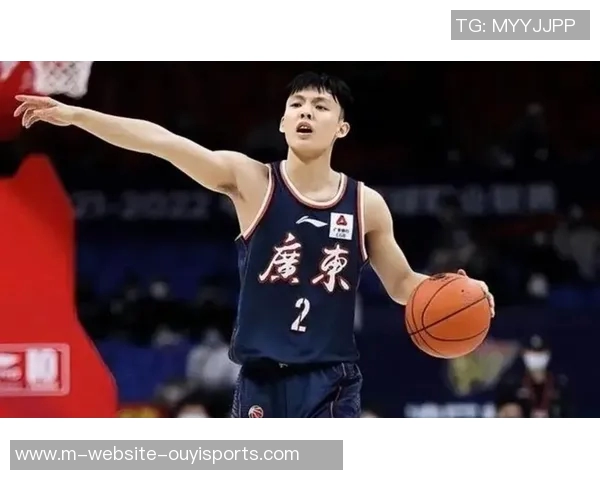 通过图片线索揭晓篮球明星的真实身份挑战你的篮球知识与观察力